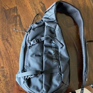 Patagonia Atom Sling Bag